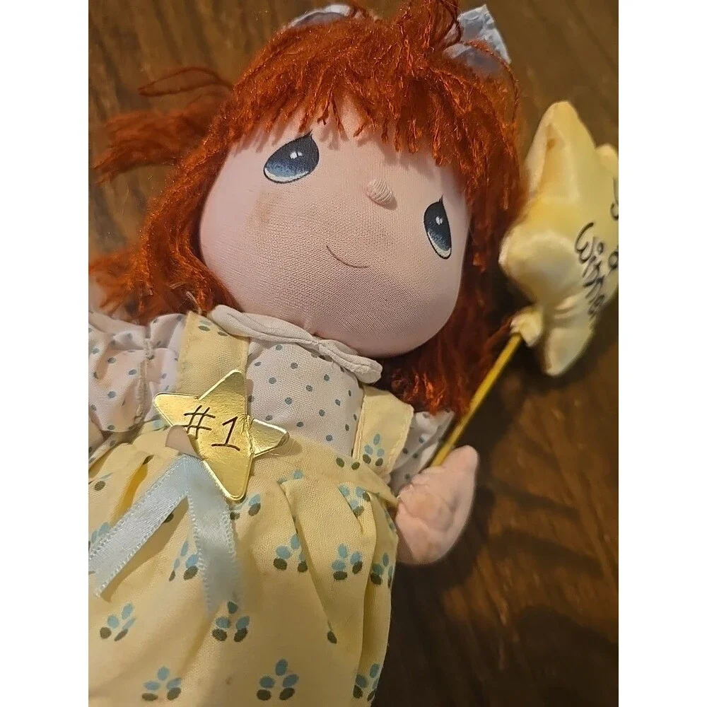 Precious Moments VICKY 1989 Doll 16596